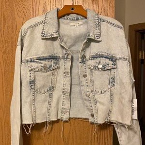 Cropped Jean jacket distressed